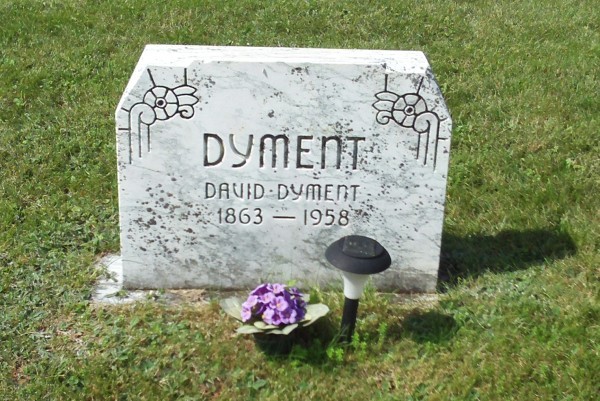 Dyment_David_gravestone